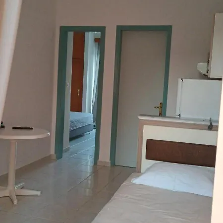 Casa Angelina Apartment Polychrono